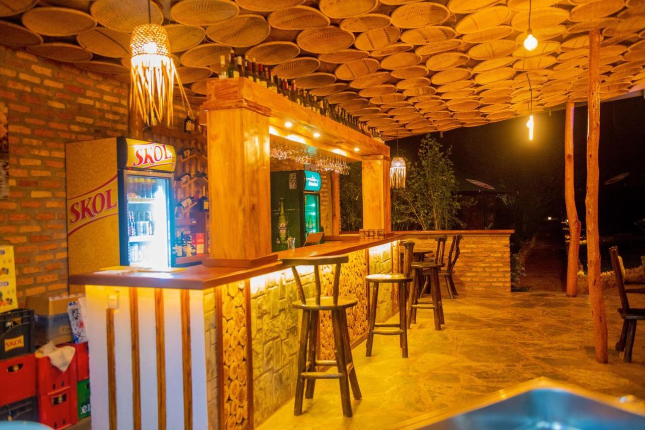Akagera Transit Lodge Экстерьер фото