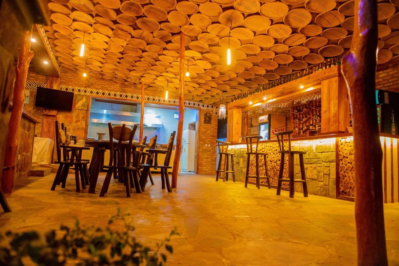 Akagera Transit Lodge Экстерьер фото