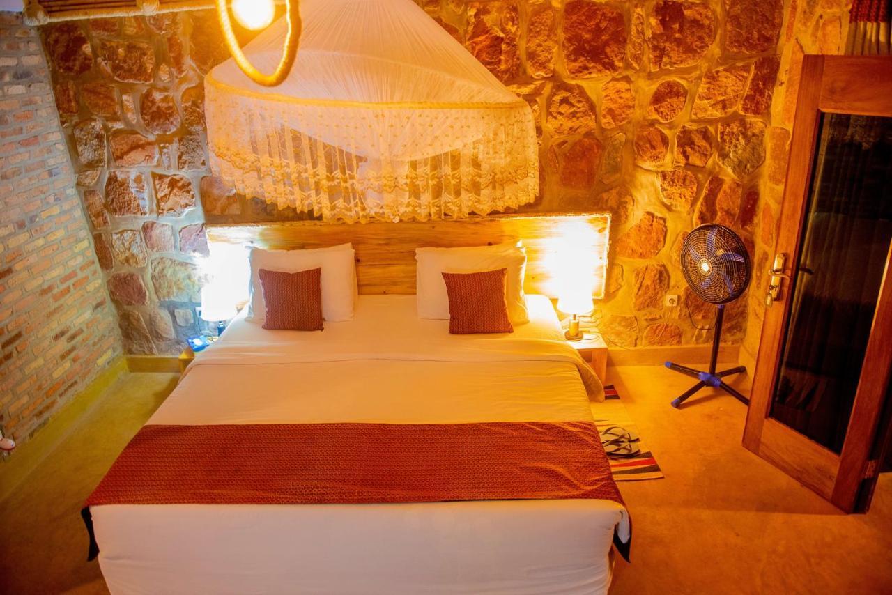 Akagera Transit Lodge Экстерьер фото