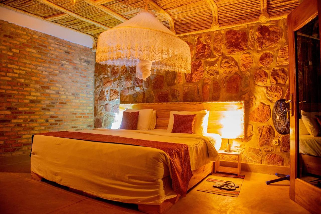 Akagera Transit Lodge Экстерьер фото