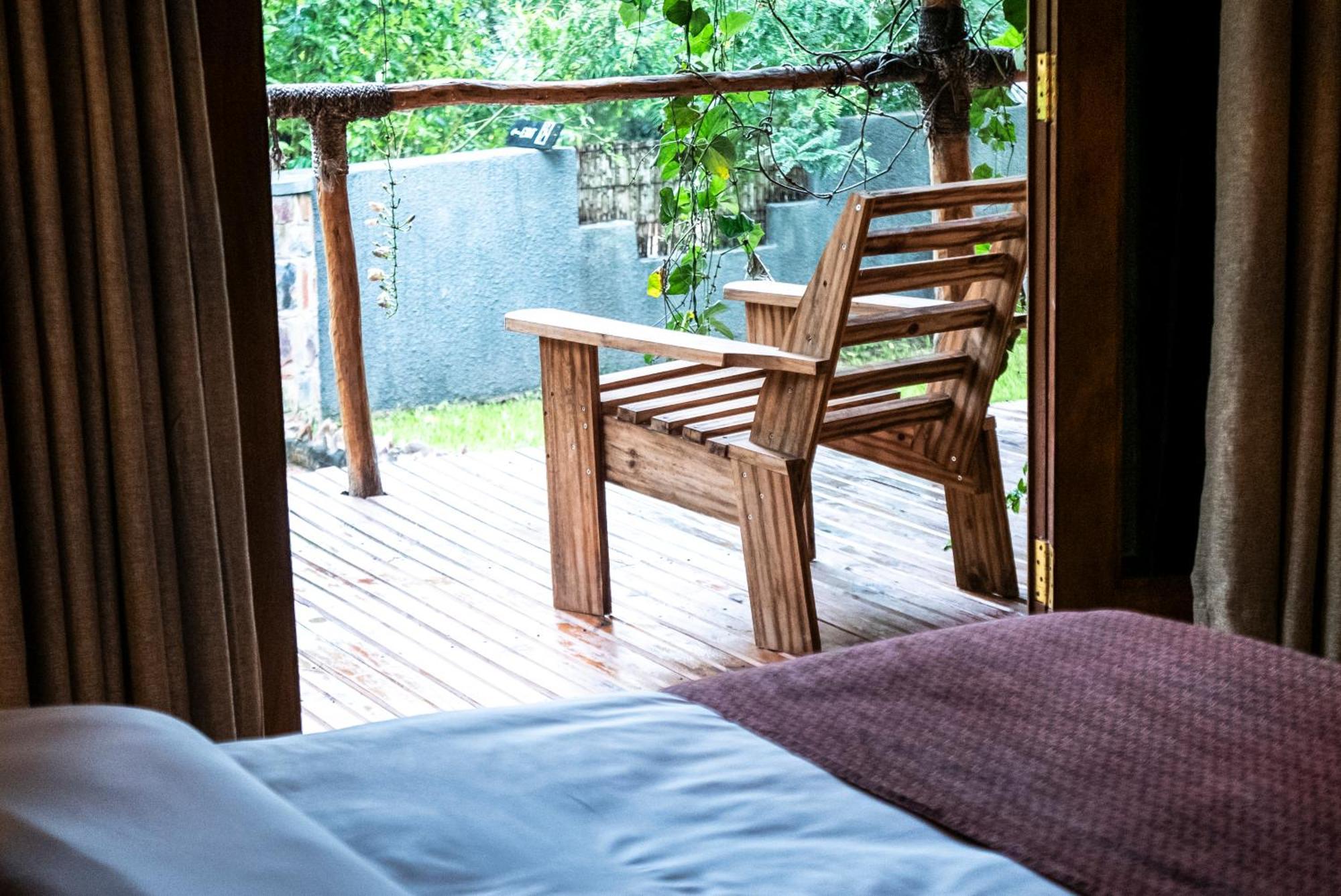 Akagera Transit Lodge Экстерьер фото