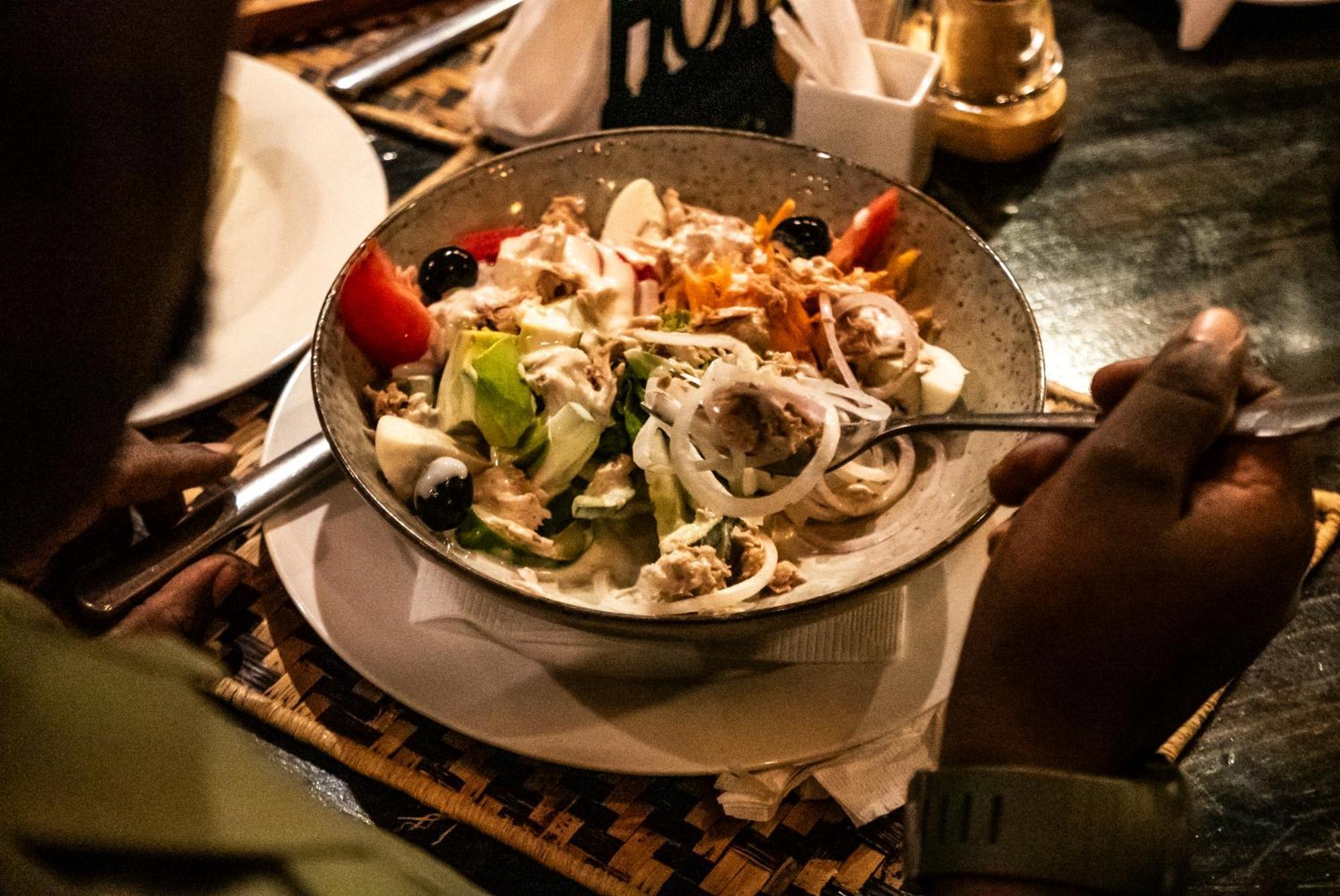 Akagera Transit Lodge Экстерьер фото